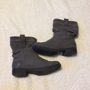 H&M girl gray boots size 4